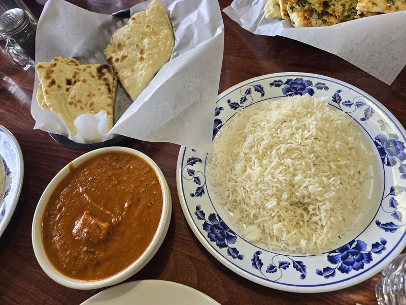 Bombay Restaurant and Buffet food